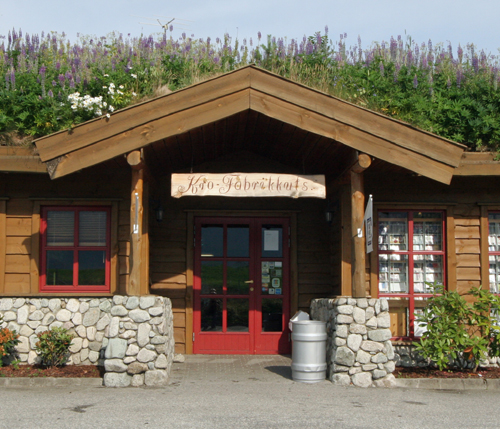 Spinneriet (oltedal-gjestal-spinneri-inngang-1.jpg)