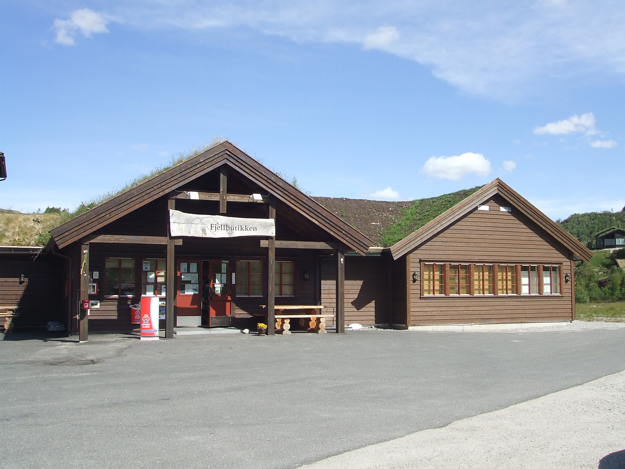 Fjellbutikken og Suleskard kafé (fjellbutikken.jpg)