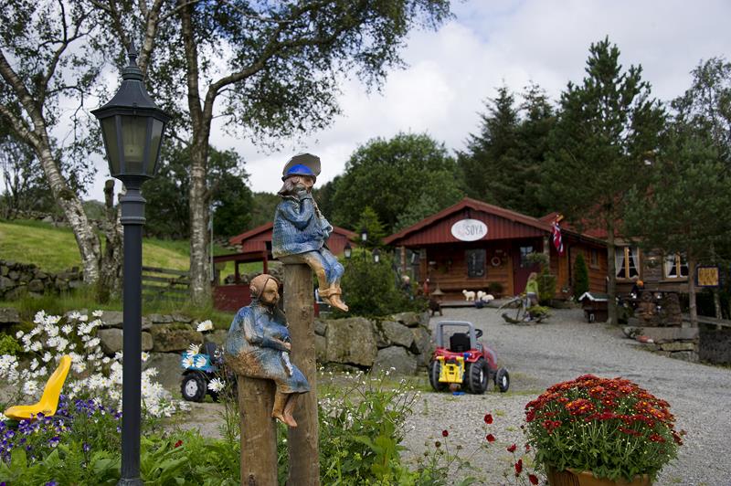 Søya gardsutsalg og hytteutleie (soyagard1-1.jpg)