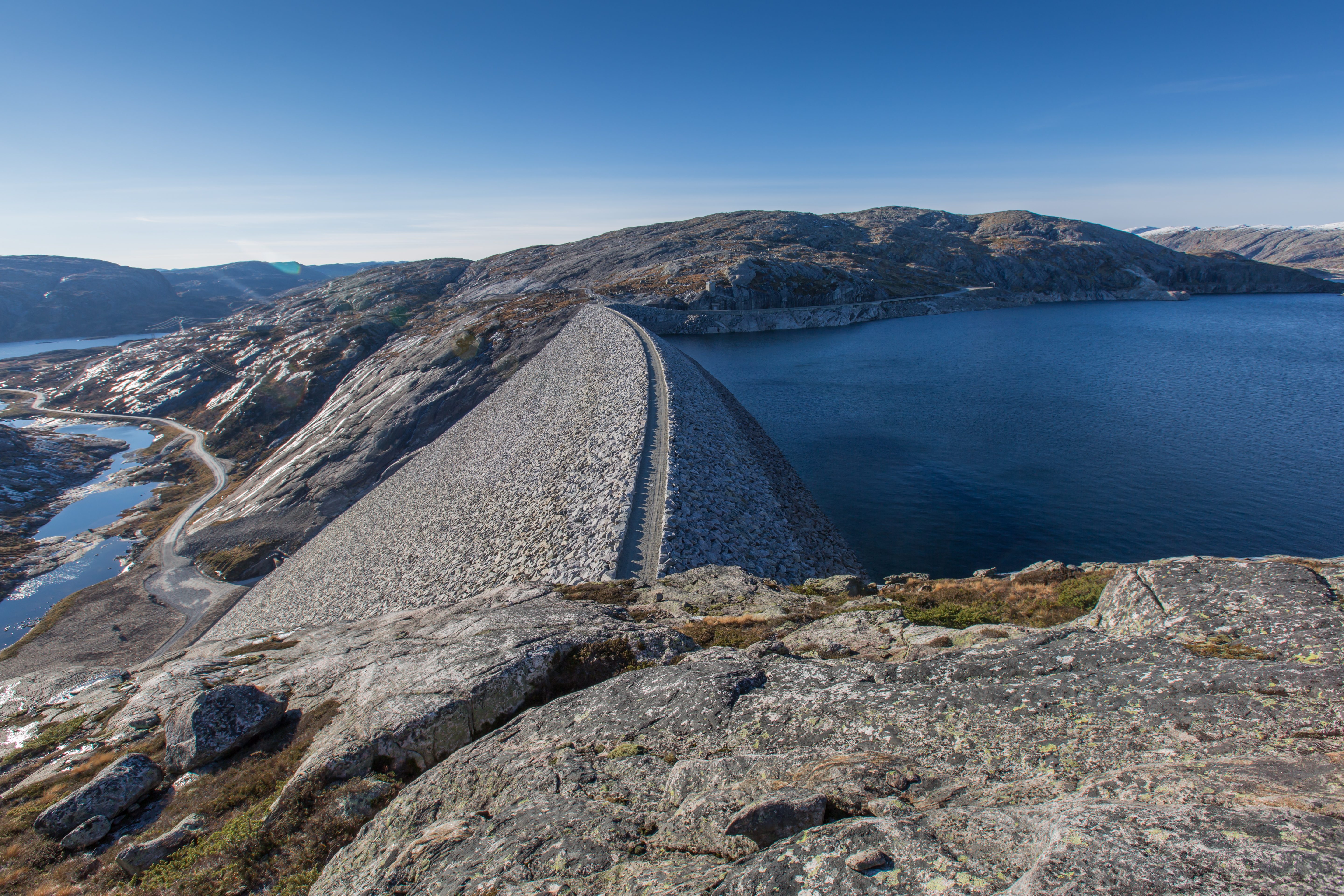 Svartevatn dam (svartedammen-2.jpg)