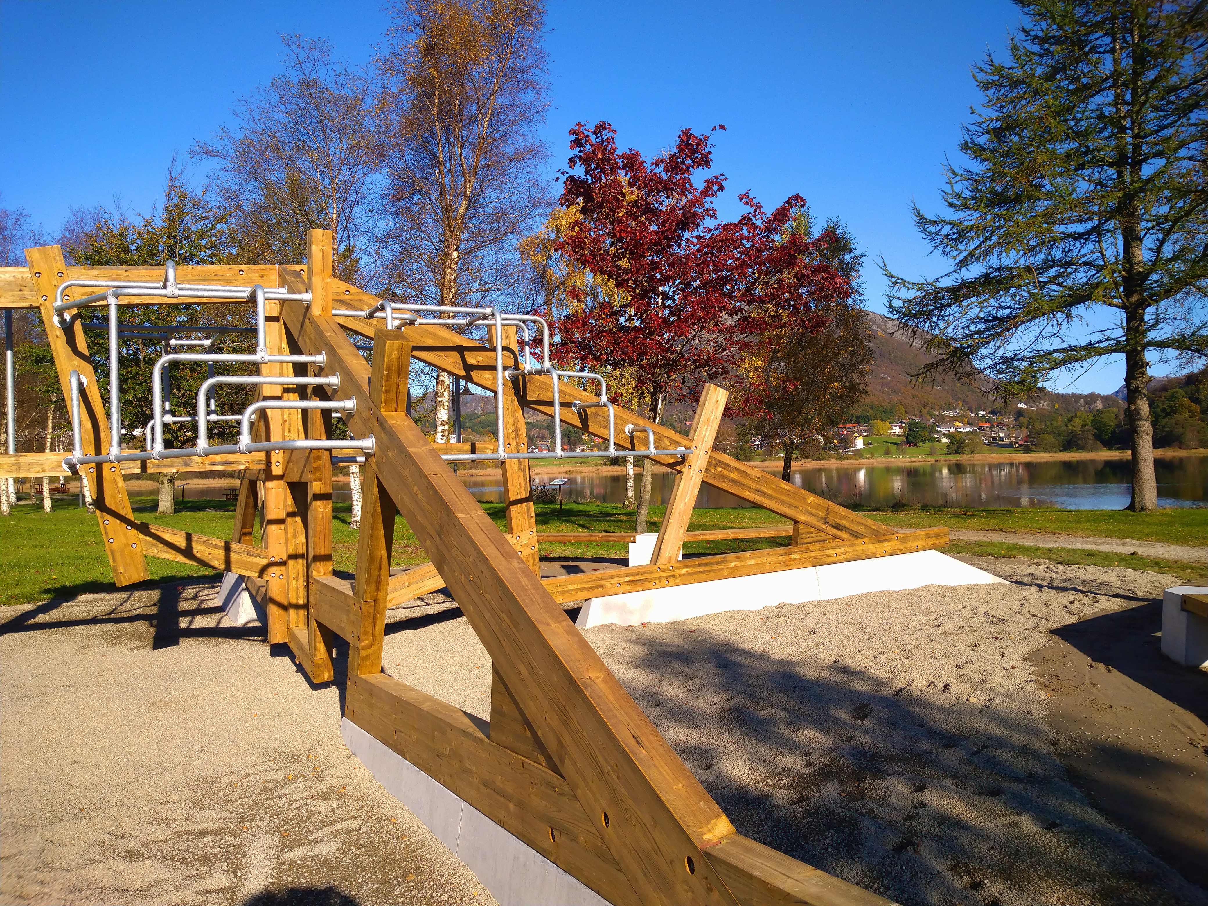 Aktivitetspark ved Svelavatnet (dsc_0132.jpg)
