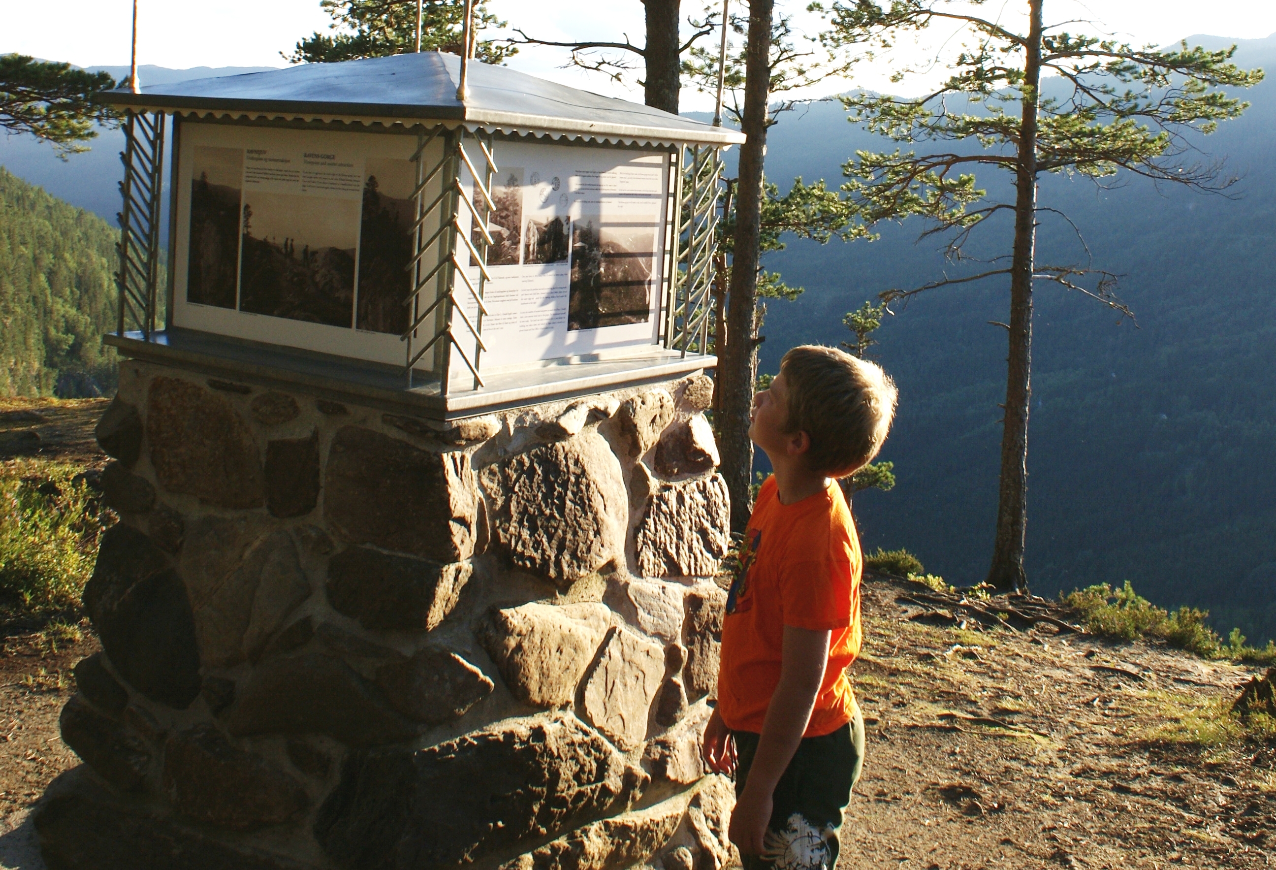 Ravnejuv (ravnejuv2endra.jpg)